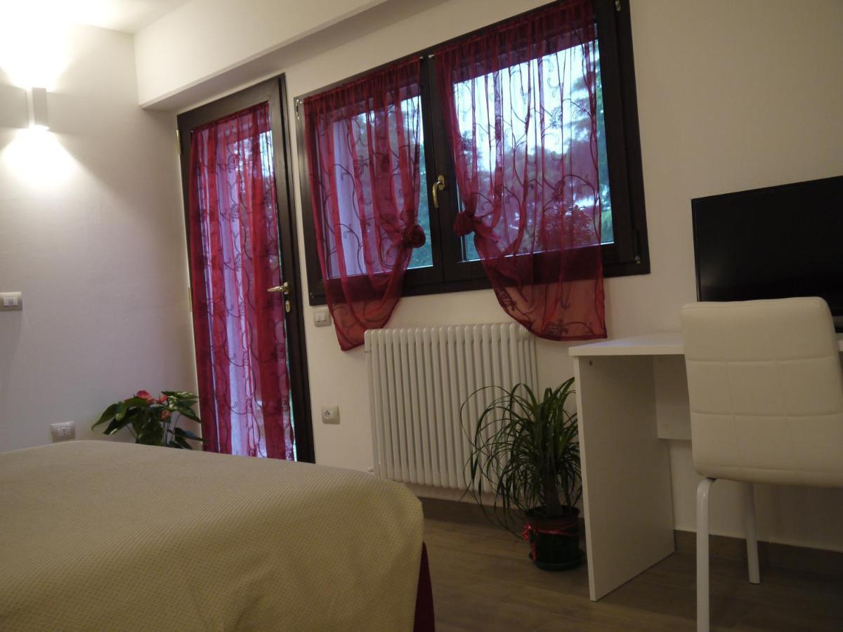 Bed and Breakfast CARA PACE in collina per famiglie Montefiore Conca Esterno foto