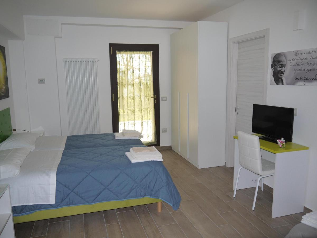 Bed and Breakfast CARA PACE in collina per famiglie Montefiore Conca Esterno foto